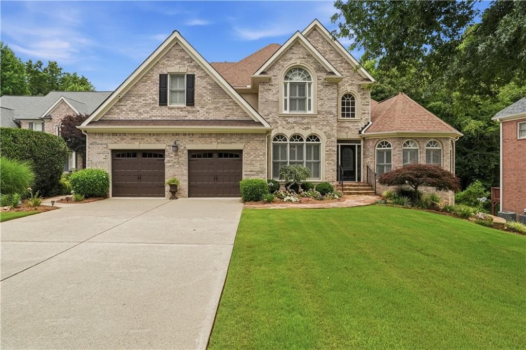 4 bedroom, 3 bathroom, 3,787 sq ft single family residence sold at 4311 Summit Oaks Lane, Roswell, GA 30075