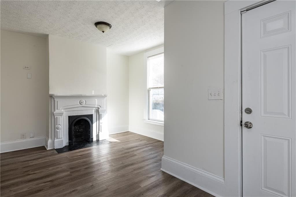 1 bedroom, 1 bathroom, 1,528 sq ft duplex for rent at 404 Paines Avenue, Atlanta, GA 30314 for $960 a month — photo 6