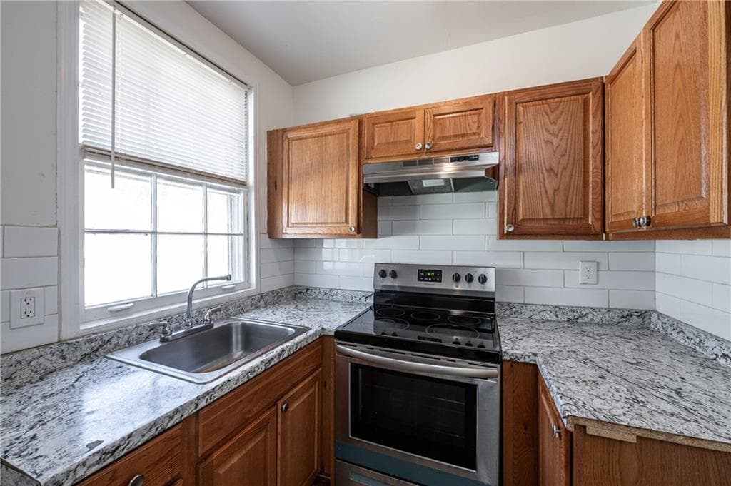 1 bedroom, 1 bathroom, 1,528 sq ft duplex for rent at 406 Paines Avenue, Atlanta, GA 30314 for $960 a month — photo 2