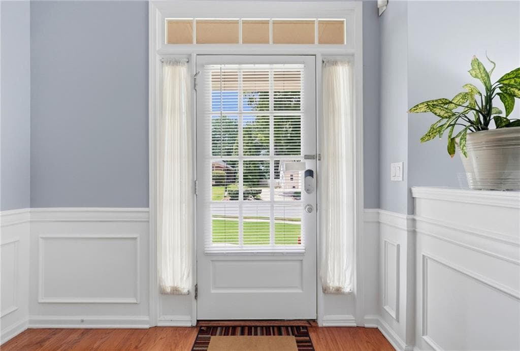 4 bedroom, 4 bathroom, 3,715 sq ft single family residence for sale at 3352 Walnut Ridge, Atlanta, GA 30349 — photo 4