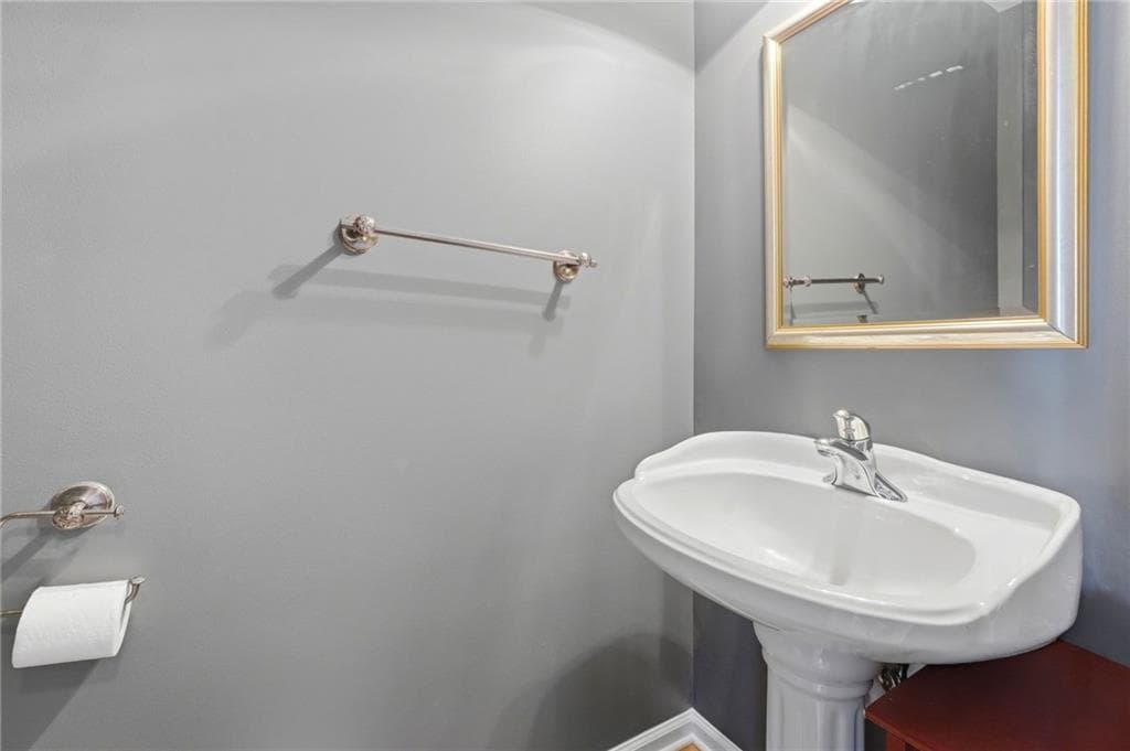 4 bedroom, 4 bathroom, 3,715 sq ft single family residence for sale at 3352 Walnut Ridge, Atlanta, GA 30349 — photo 9