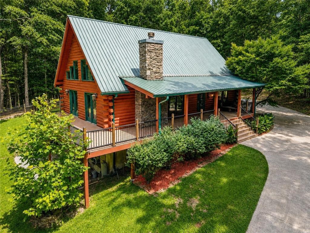 4 bedroom, 3 bathroom, 2,124 sq ft single family residence under contract at 512 Mill Pond Road, Newborn, GA 30056