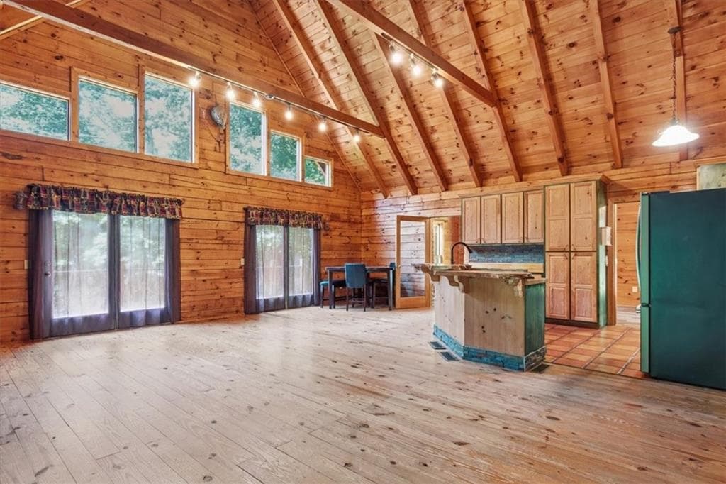 4 bedroom, 3 bathroom, 2,124 sq ft single family residence under contract at 512 Mill Pond Road, Newborn, GA 30056 — photo 6