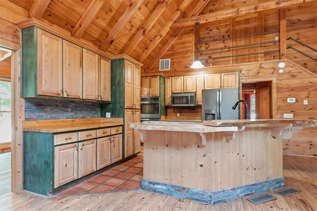 4 bedroom, 3 bathroom, 2,124 sq ft single family residence under contract at 512 Mill Pond Road, Newborn, GA 30056 — photo 8