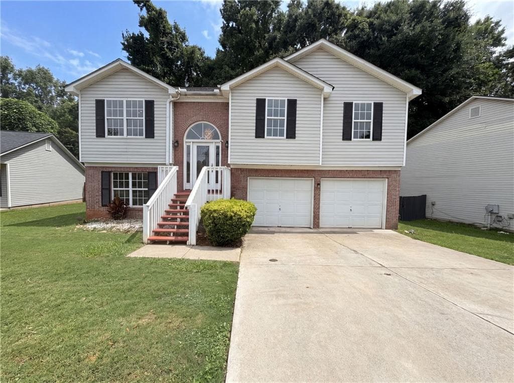 4 bedroom, 3 bathroom, 2,120 sq ft single family residence sold at 2195 Clayton Ridge, Lithonia, GA 30058