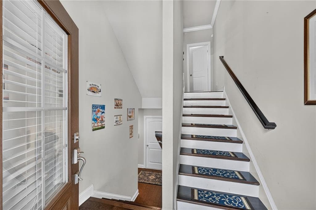3 bedroom, 4 bathroom, 2,309 sq ft townhouse under contract at 564 Henry Drive, Marietta, GA 30064 — photo 4