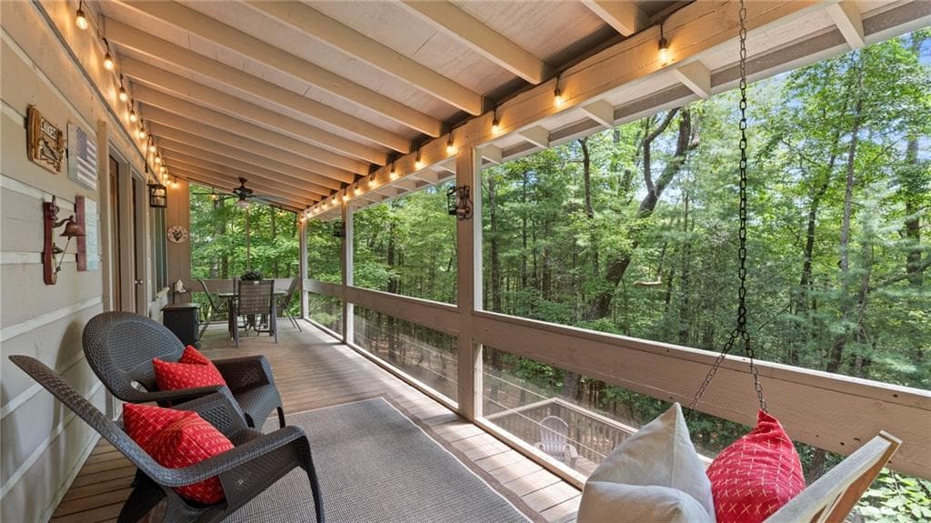 3 bedroom, 3 bathroom, 1,920 sq ft single family residence for sale at 219 RIDGE TOP Lane, Blue Ridge, GA 30513 — photo 4