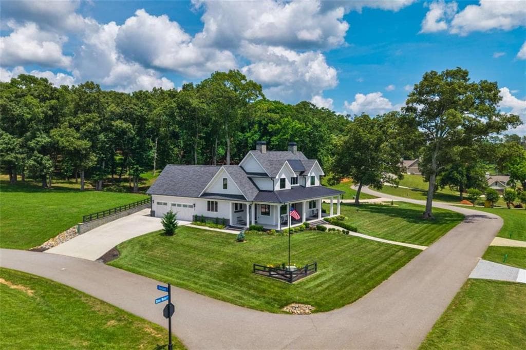 5 bedroom, 4 bathroom, 3,463 sq ft single family residence for sale at 24 Farmland Court, Blairsville, GA 30512 — photo 3