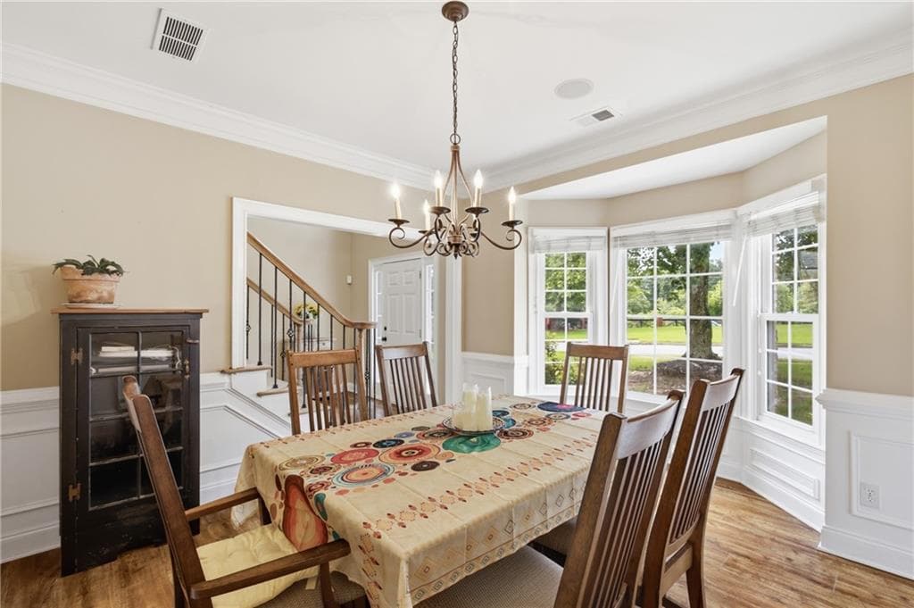 4 bedroom, 3 bathroom, 2,264 sq ft single family residence under contract at 2314 Kennesaw Oaks Trail, Kennesaw, GA 30152 — photo 4
