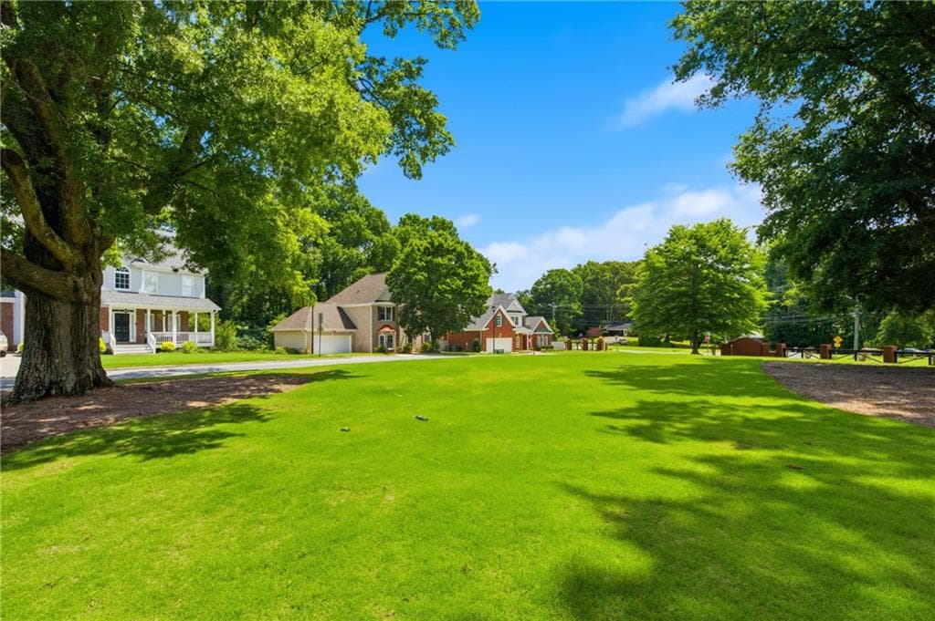 4 bedroom, 3 bathroom, 2,264 sq ft single family residence under contract at 2314 Kennesaw Oaks Trail, Kennesaw, GA 30152 — photo 10
