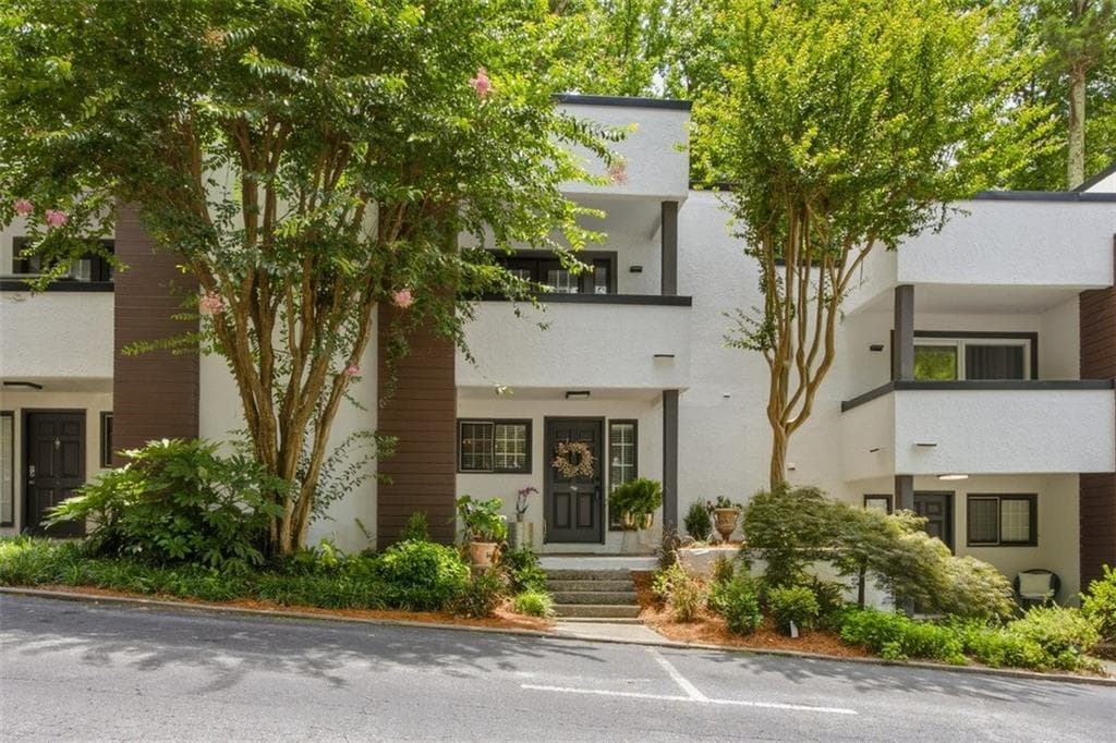 3 bedroom, 3 bathroom, 1,580 sq ft townhouse sold at 1445 Monroe Drive 12D, Atlanta, GA 30324