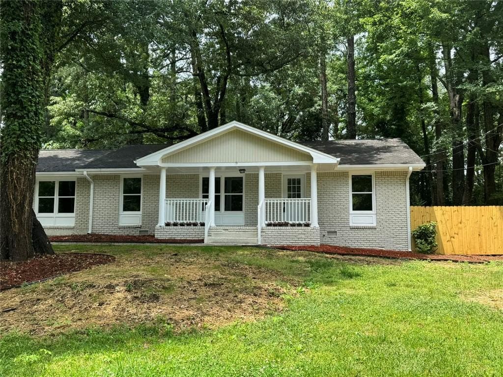 4 bedroom, 3 bathroom, 1,812 sq ft single family residence for rent at 1508 Vancouver Drive, Tucker, GA 30084 for $2,595 a month — photo 2
