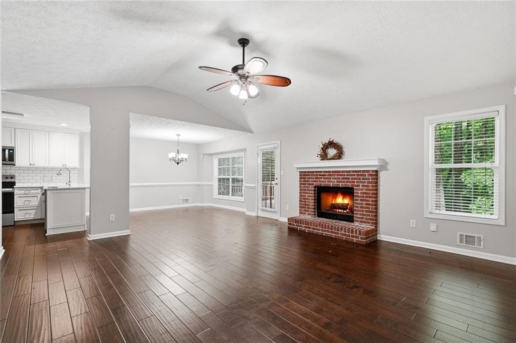 3 bedroom, 2 bathroom, 1,494 sq ft single family residence for sale at 171 Pittypat Place, Mcdonough, GA 30253 — photo 2