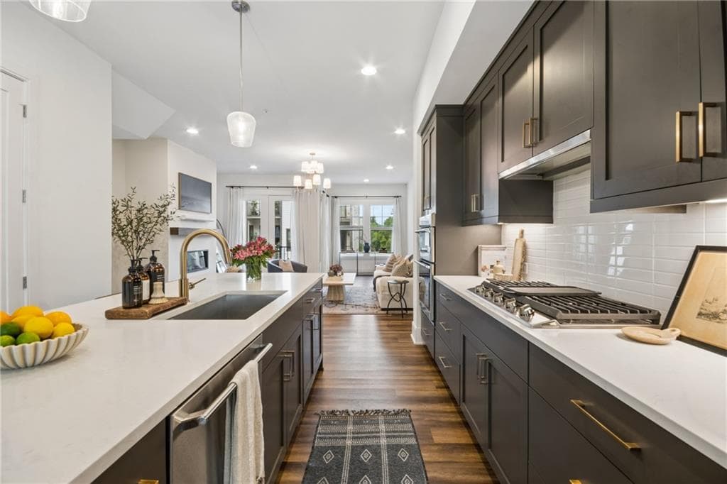 4 bedroom, 5 bathroom, 2,900 sq ft townhouse for sale at 1344 Booth Avenue, Atlanta, GA 30318 — photo 7