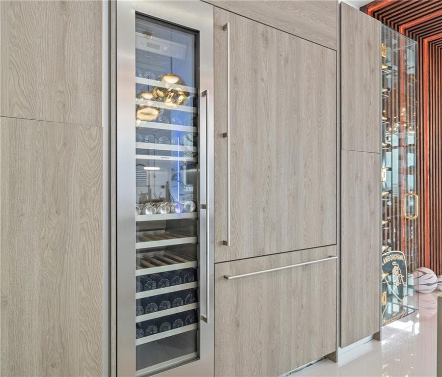 3 bedroom, 4 bathroom, 3,443 sq ft condominium under contract at 45 Ivan Allen Jr Boulevard 2701, Atlanta, GA 30308 — photo 10