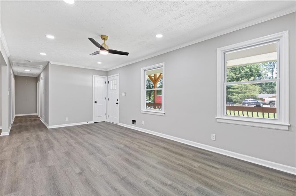 3 bedroom, 2 bathroom, 1,448 sq ft single family residence for sale at 453 Edwards Court, Lawrenceville, GA 30044 — photo 4
