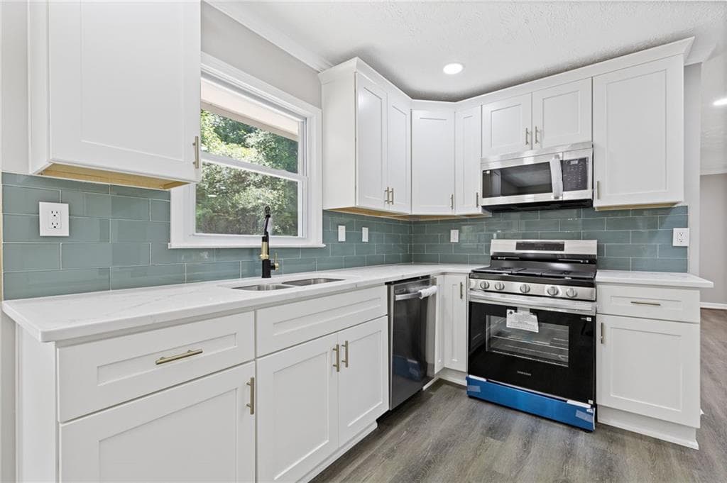3 bedroom, 2 bathroom, 1,448 sq ft single family residence for sale at 453 Edwards Court, Lawrenceville, GA 30044 — photo 8
