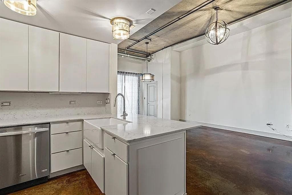 2 bedroom, 2 bathroom, 1,222 sq ft condominium for sale at 285 Centennial Olympic Park Drive 504, Atlanta, GA 30313 — photo 9