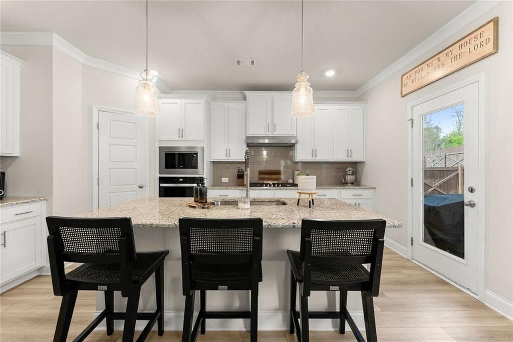 4 bedroom, 3 bathroom, 2,754 sq ft single family residence for sale at 6034 Morning Star Lane, Gainesville, GA 30506 — photo 10
