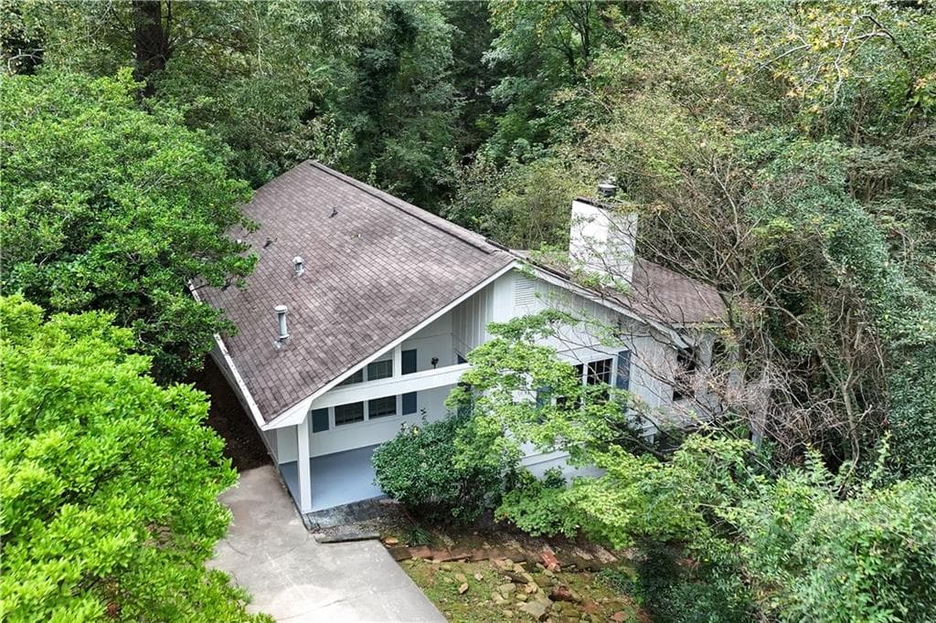 5 bedroom, 3 bathroom, 3,758 sq ft single family residence for sale at 819 Gardenia Lane, Decatur, GA 30033 — photo 4