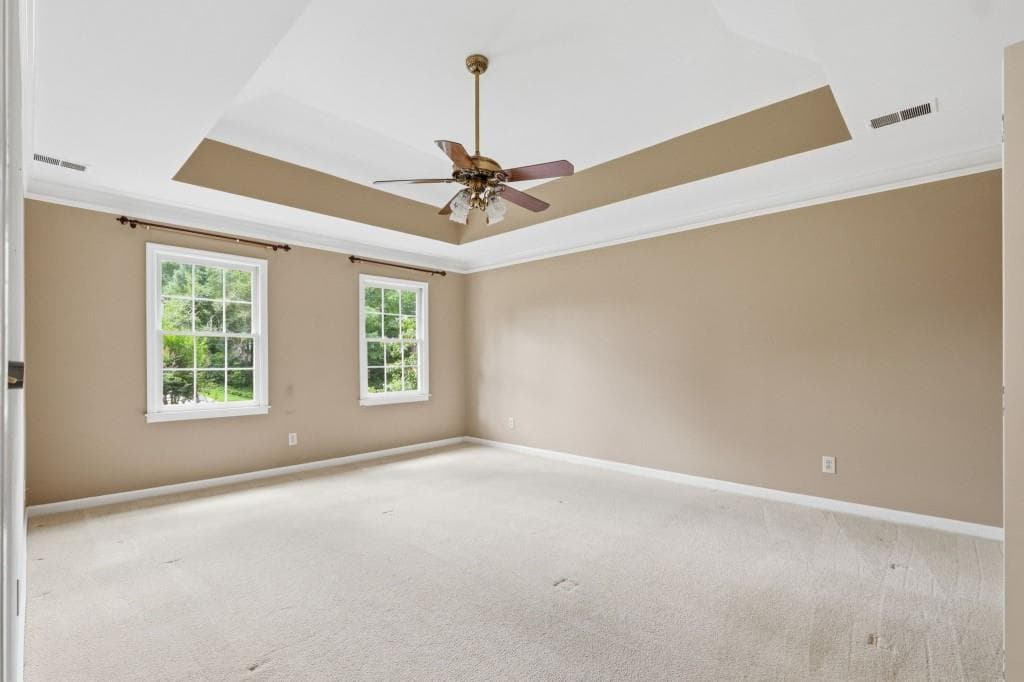 5 bedroom, 3 bathroom, 2,934 sq ft single family residence for sale at 5230 Shasta Way, Marietta, GA 30062 — photo 3