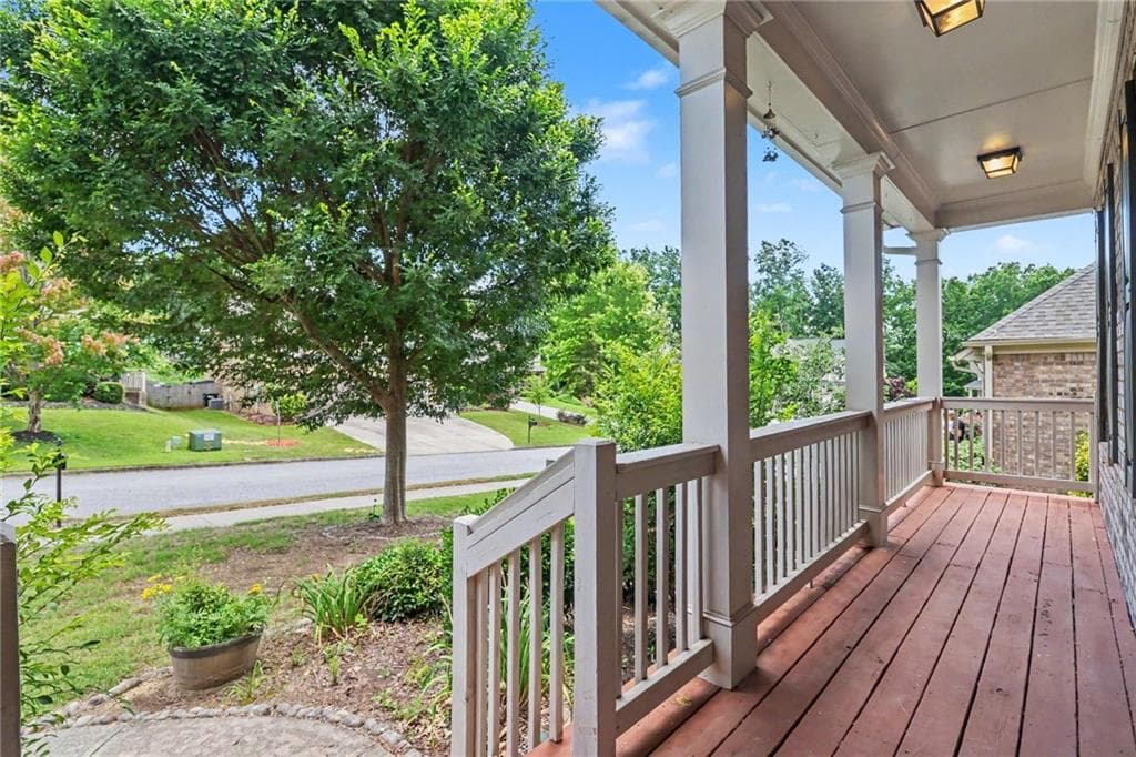 6 bedroom, 4 bathroom, 4,545 sq ft single family residence for rent at 550 Nichols View Way, Suwanee, GA 30024 for $3,500 a month — photo 4