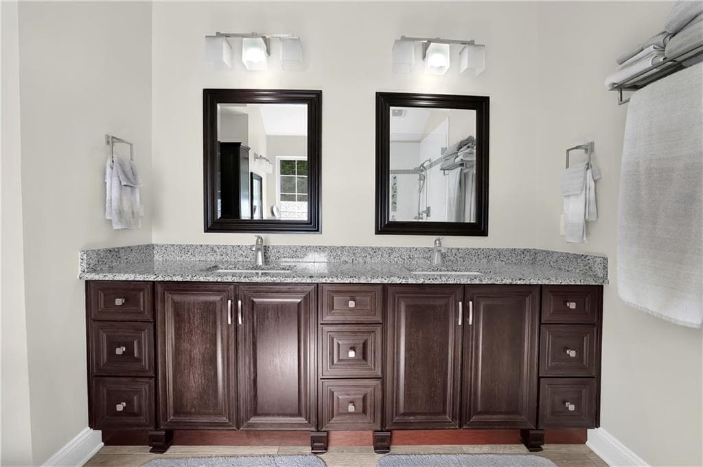 5 bedroom, 3 bathroom, 2,948 sq ft single family residence under contract at 7010 Pinecone Way, Cumming, GA 30028 — photo 6
