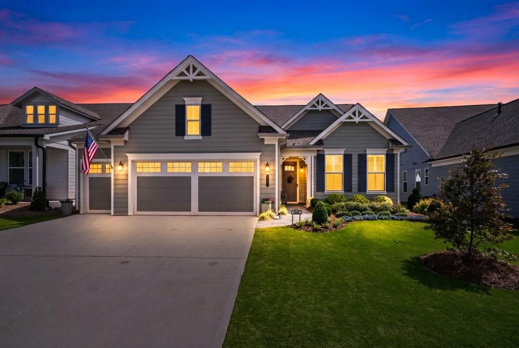 2 bedroom, 2 bathroom, 1,938 sq ft single family residence for sale at 229 Sharp Trail, Hoschton, GA 30548 — photo 5