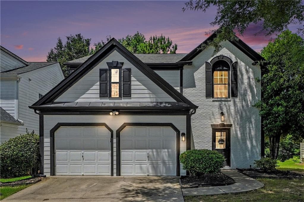 3 bedroom, 3 bathroom, 1,976 sq ft single family residence for sale at 2587 Alvecot Circle, Atlanta, GA 30339 — photo 3