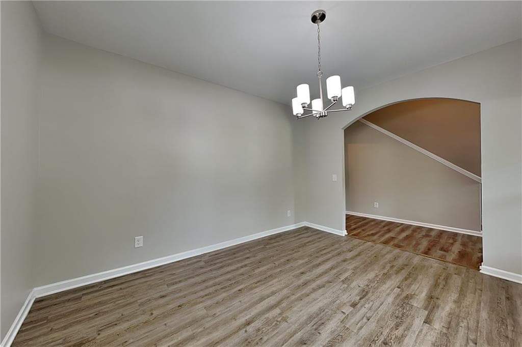 5 bedroom, 3 bathroom, 2,492 sq ft single family residence for rent at 345 Westridge Circle, Dallas, GA 30132 for $2,125 a month — photo 5