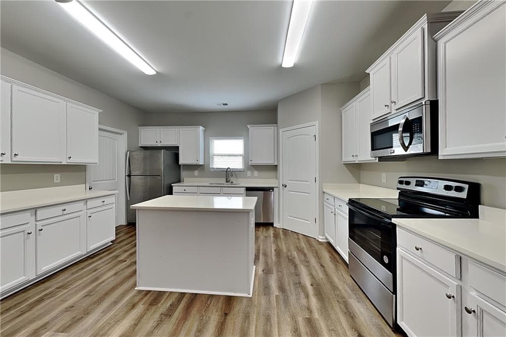 5 bedroom, 3 bathroom, 2,492 sq ft single family residence for rent at 345 Westridge Circle, Dallas, GA 30132 for $2,125 a month — photo 6