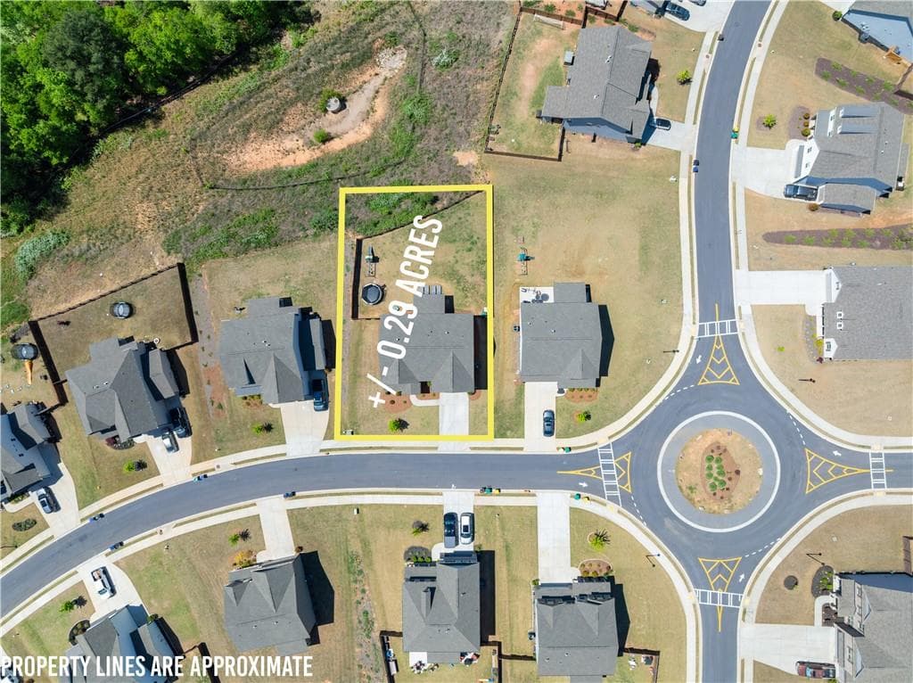 4 bedroom, 3 bathroom, 3,156 sq ft single family residence for sale at 30 Brant Circle, Jefferson, GA 30549 — photo 4