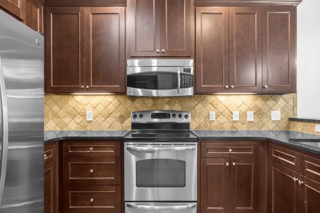 1 bedroom, 1 bathroom condominium for rent at 2360 Logan Circle 101, Atlanta, GA 30319 for $1,800 a month — photo 9