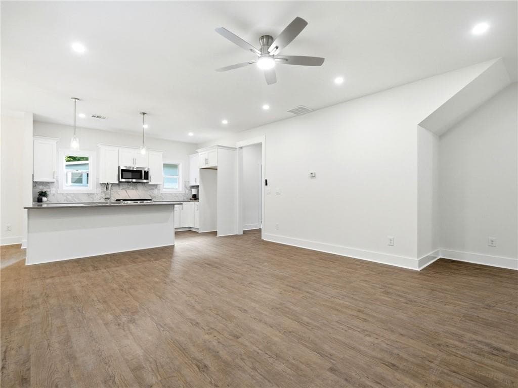 4 bedroom, 4 bathroom, 2,509 sq ft single family residence for sale at 2186 Freydale Road, Marietta, GA 30067 — photo 7