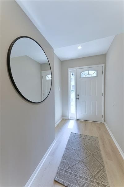 2 bedroom, 3 bathroom, 1,426 sq ft townhouse for rent at 2179 Surrey Court, Marietta, GA 30067 for $2,300 a month — photo 3