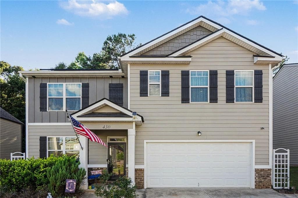 5 bedroom, 3 bathroom, 2,556 sq ft single family residence for sale at 430 Classic Road, Athens, GA 30606 — photo 2