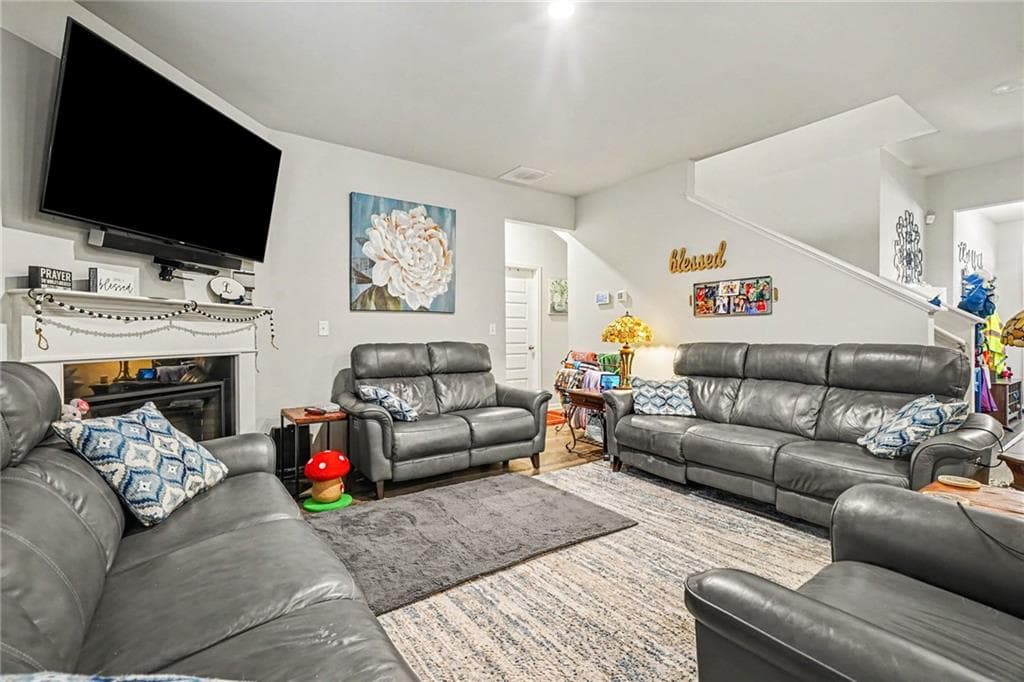 5 bedroom, 3 bathroom, 2,556 sq ft single family residence for sale at 430 Classic Road, Athens, GA 30606 — photo 6