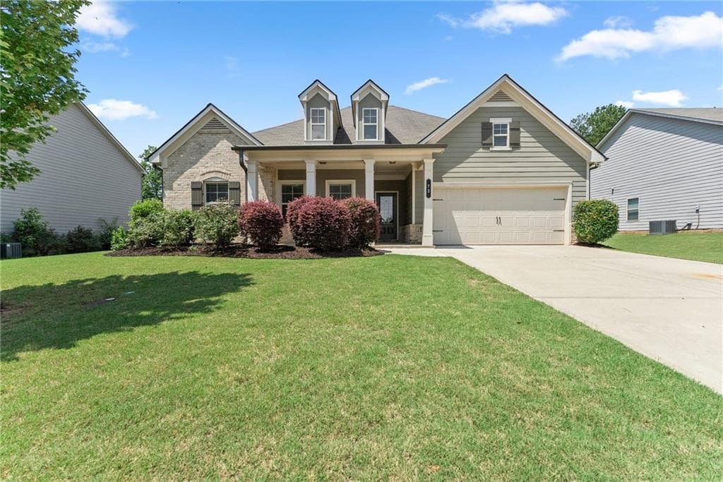 4 bedroom, 3 bathroom, 2,334 sq ft single family residence under contract at 72 Blue Billed Crossing, Jefferson, GA 30549 — photo 2