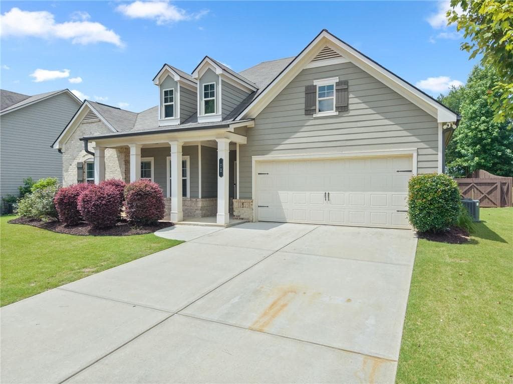 4 bedroom, 3 bathroom, 2,334 sq ft single family residence under contract at 72 Blue Billed Crossing, Jefferson, GA 30549 — photo 3