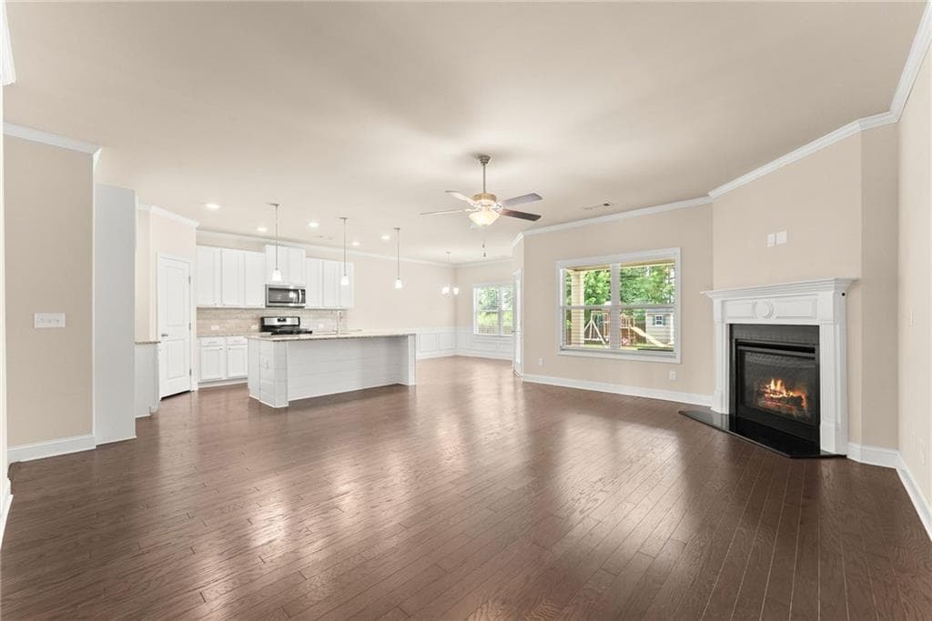 4 bedroom, 3 bathroom, 2,334 sq ft single family residence under contract at 72 Blue Billed Crossing, Jefferson, GA 30549 — photo 7
