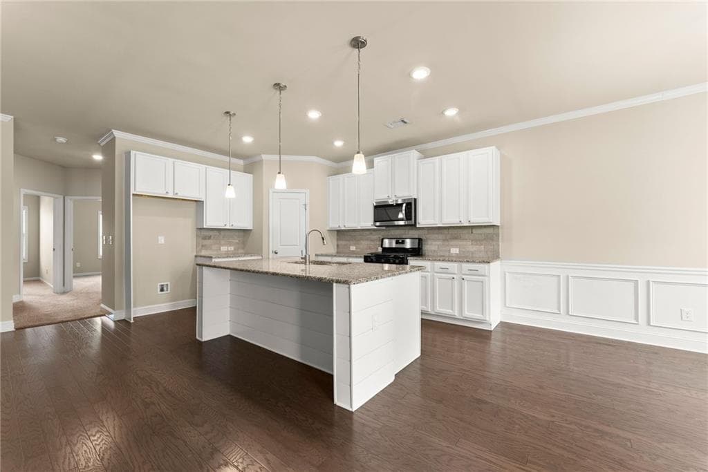 4 bedroom, 3 bathroom, 2,334 sq ft single family residence under contract at 72 Blue Billed Crossing, Jefferson, GA 30549 — photo 10