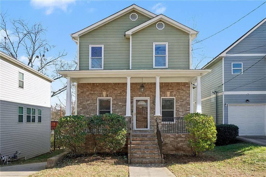 6 bedroom, 4 bathroom, 3,706 sq ft single family residence for sale at 976 Connally Street, Atlanta, GA 30315