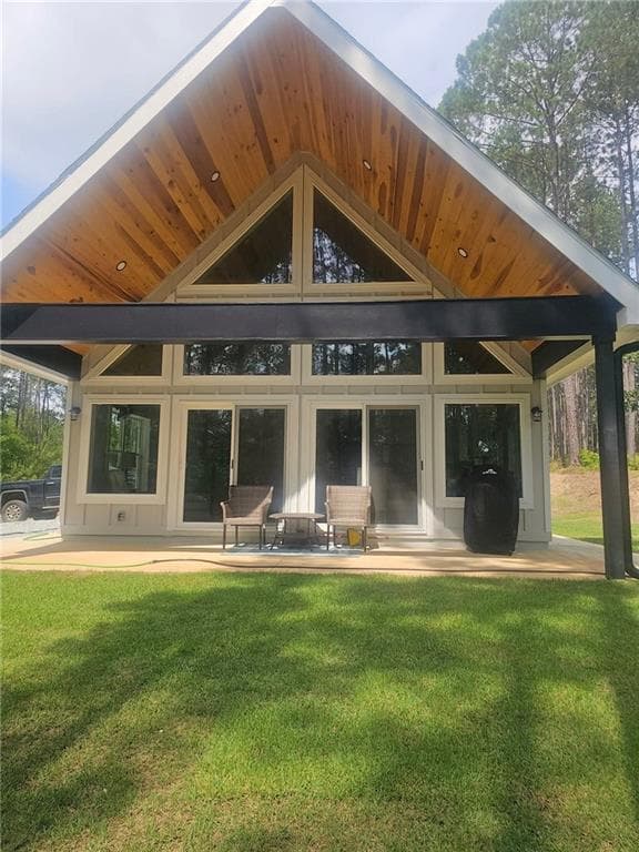 3 bedroom, 2 bathroom, 1,400 sq ft single family residence for sale at 2595 Omaha Drive, Elberton, GA 30635