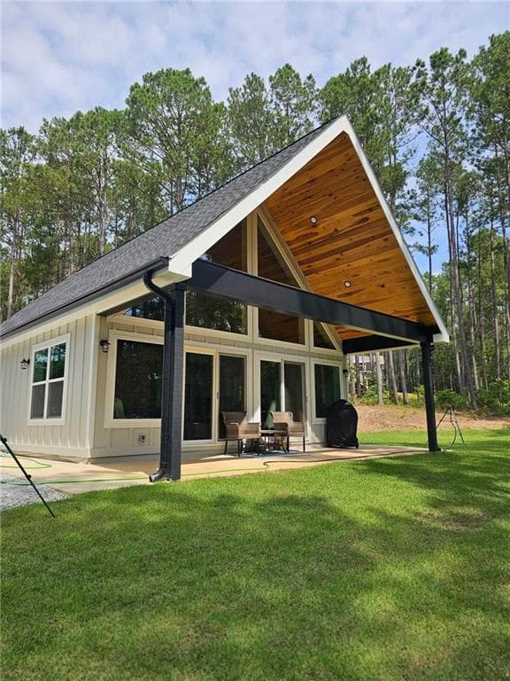 3 bedroom, 2 bathroom, 1,400 sq ft single family residence for sale at 2595 Omaha Drive, Elberton, GA 30635 — photo 2