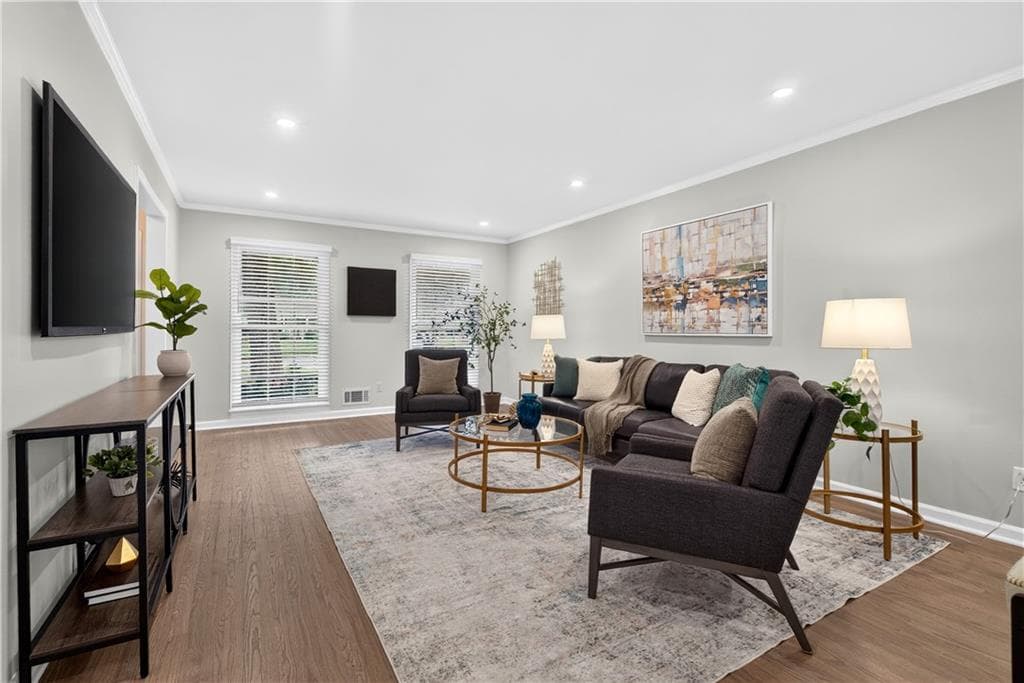 3 bedroom, 3 bathroom, 1,876 sq ft single family residence for sale at 2664 Black Forest Trail, Atlanta, GA 30331 — photo 4