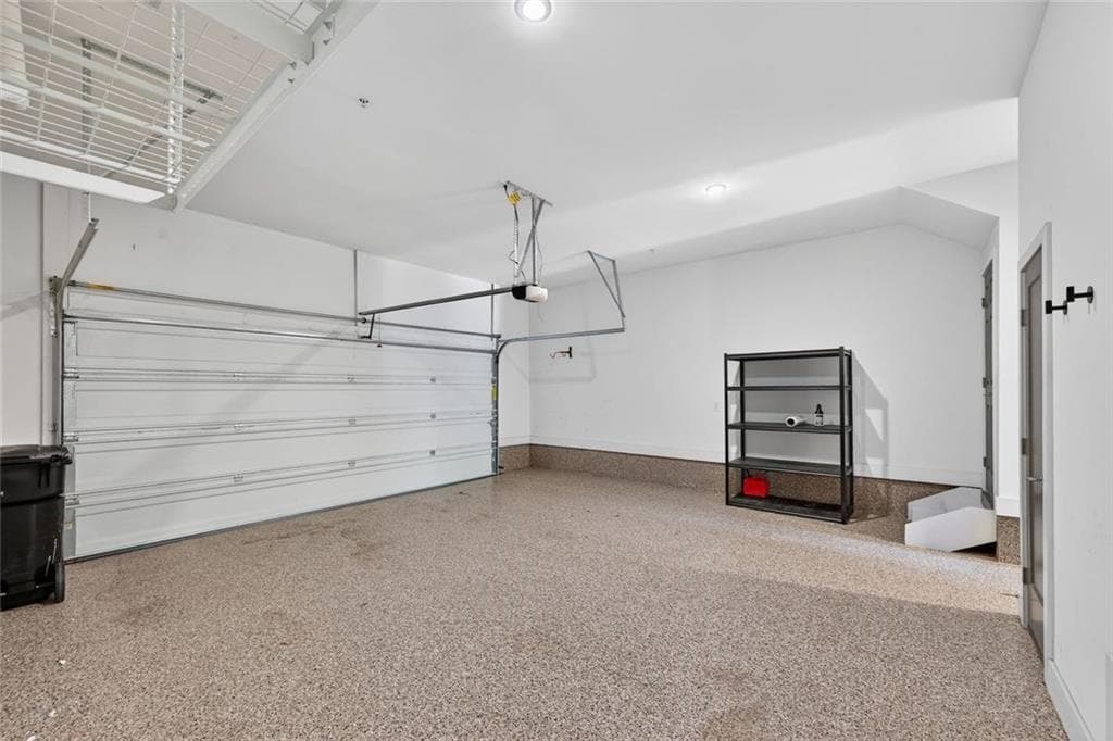 3 bedroom, 4 bathroom, 2,214 sq ft townhouse for rent at 1214 Chelsea Circle, Atlanta, GA 30318 for $4,900 a month — photo 4