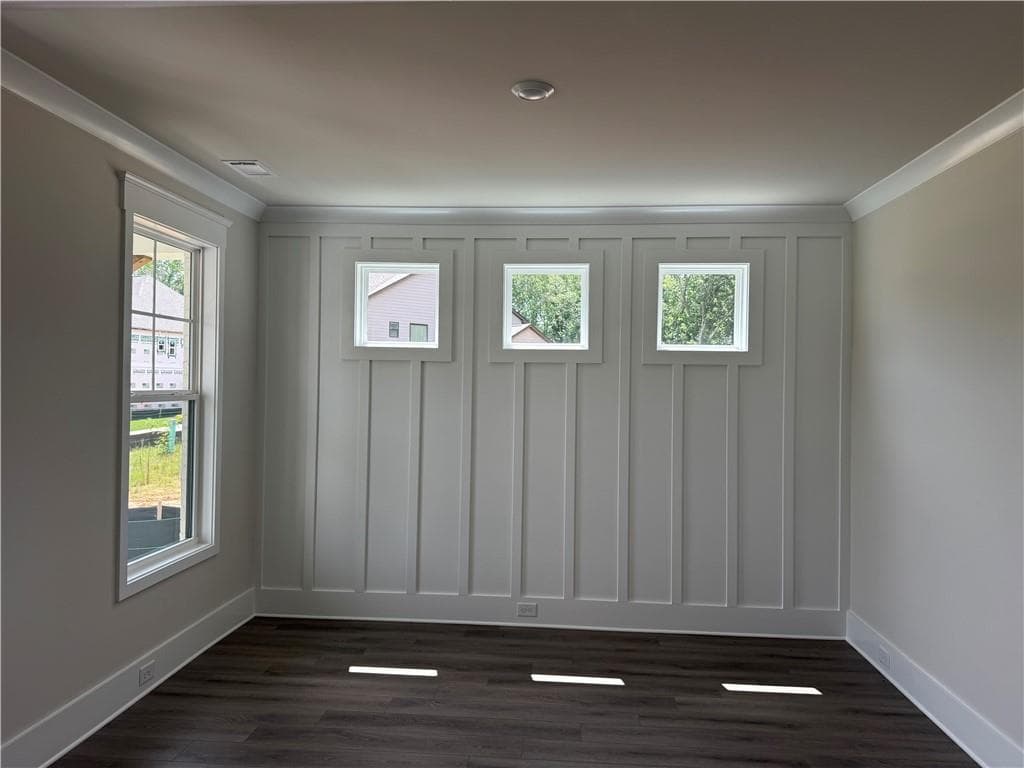5 bedroom, 4 bathroom, 3,143 sq ft single family residence for sale at 562 Winding Rose Drive, Hoschton, GA 30548 — photo 3