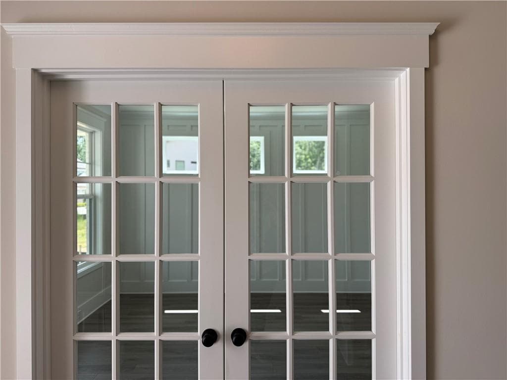 5 bedroom, 4 bathroom, 3,143 sq ft single family residence for sale at 562 Winding Rose Drive, Hoschton, GA 30548 — photo 4