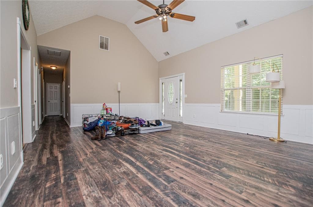 3 bedroom, 2 bathroom, 2,728 sq ft single family residence under contract at 8590 Kencrest Drive, Winston, GA 30187 — photo 3