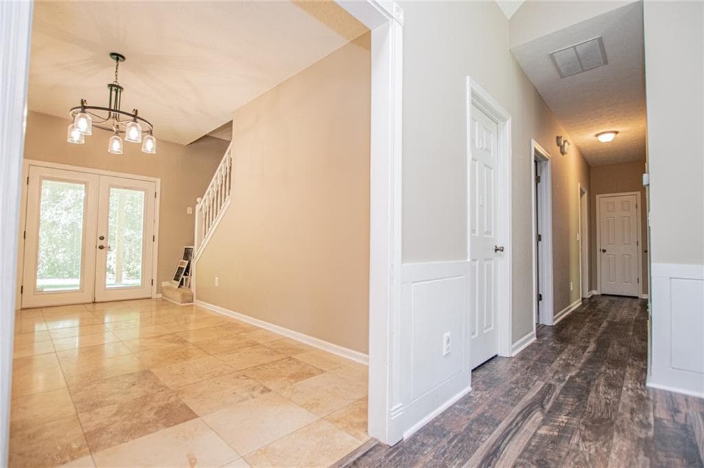 3 bedroom, 2 bathroom, 2,728 sq ft single family residence under contract at 8590 Kencrest Drive, Winston, GA 30187 — photo 6